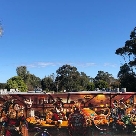 Ship Inn Motel Yarram Bagian luar foto