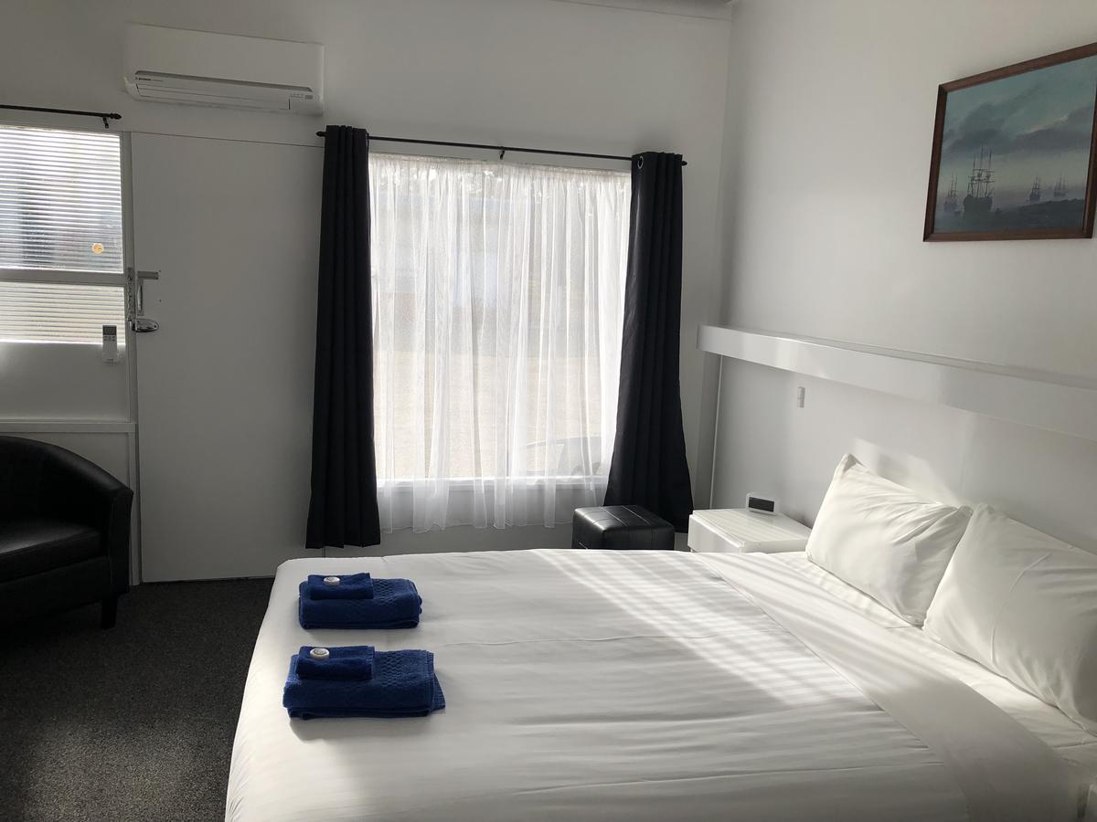 Ship Inn Motel Yarram Bagian luar foto