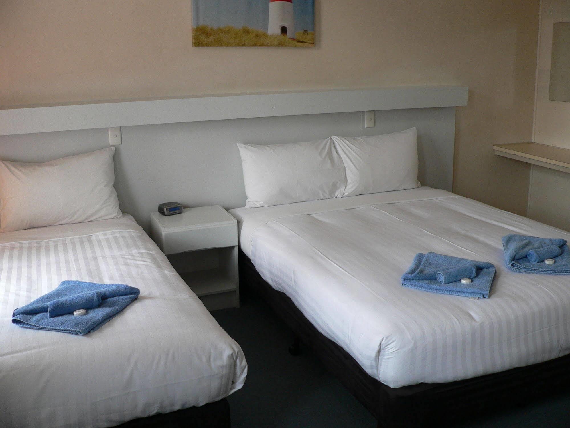 Ship Inn Motel Yarram Bagian luar foto
