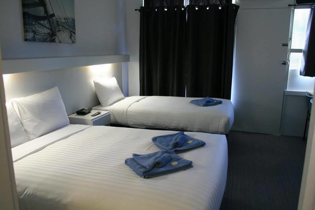 Ship Inn Motel Yarram Bagian luar foto